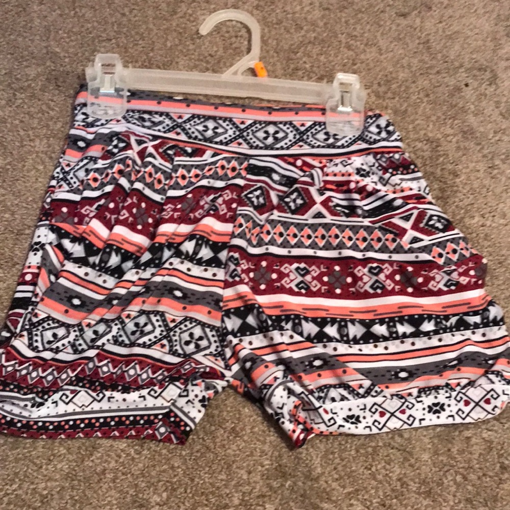 Patterned shorts